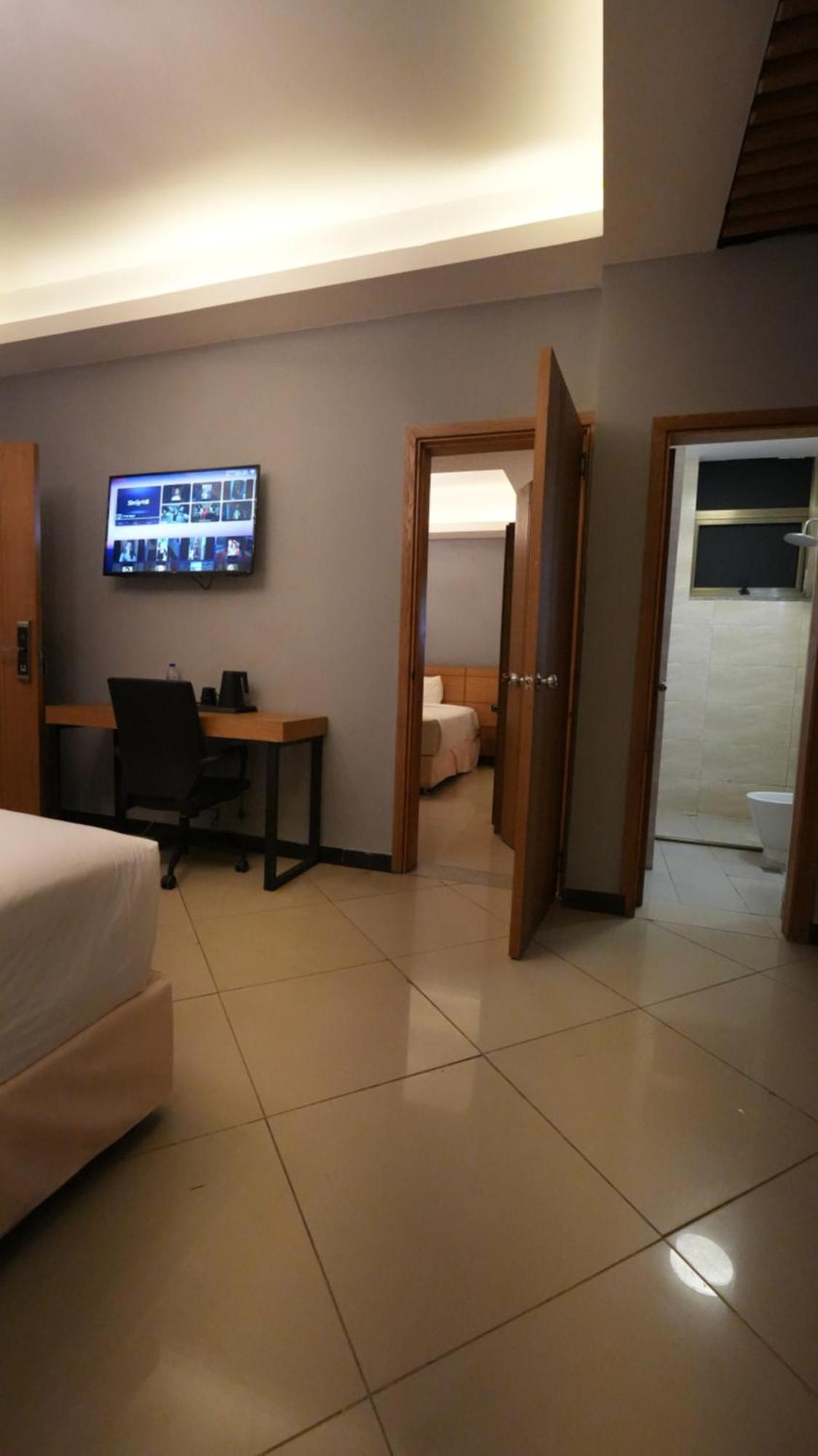 Mazeki Addis Boutique Hotel מראה חיצוני תמונה