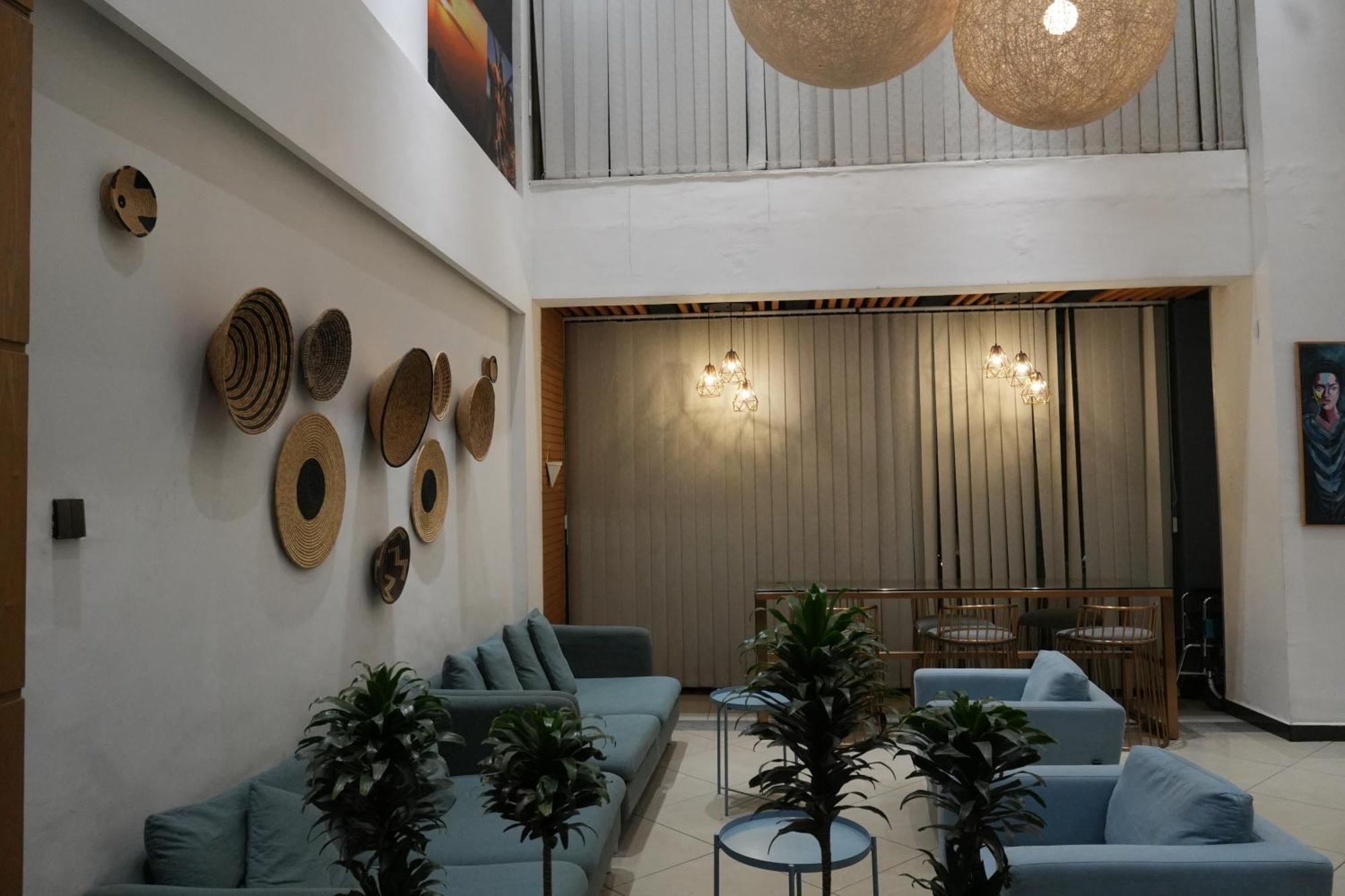 Mazeki Addis Boutique Hotel מראה חיצוני תמונה