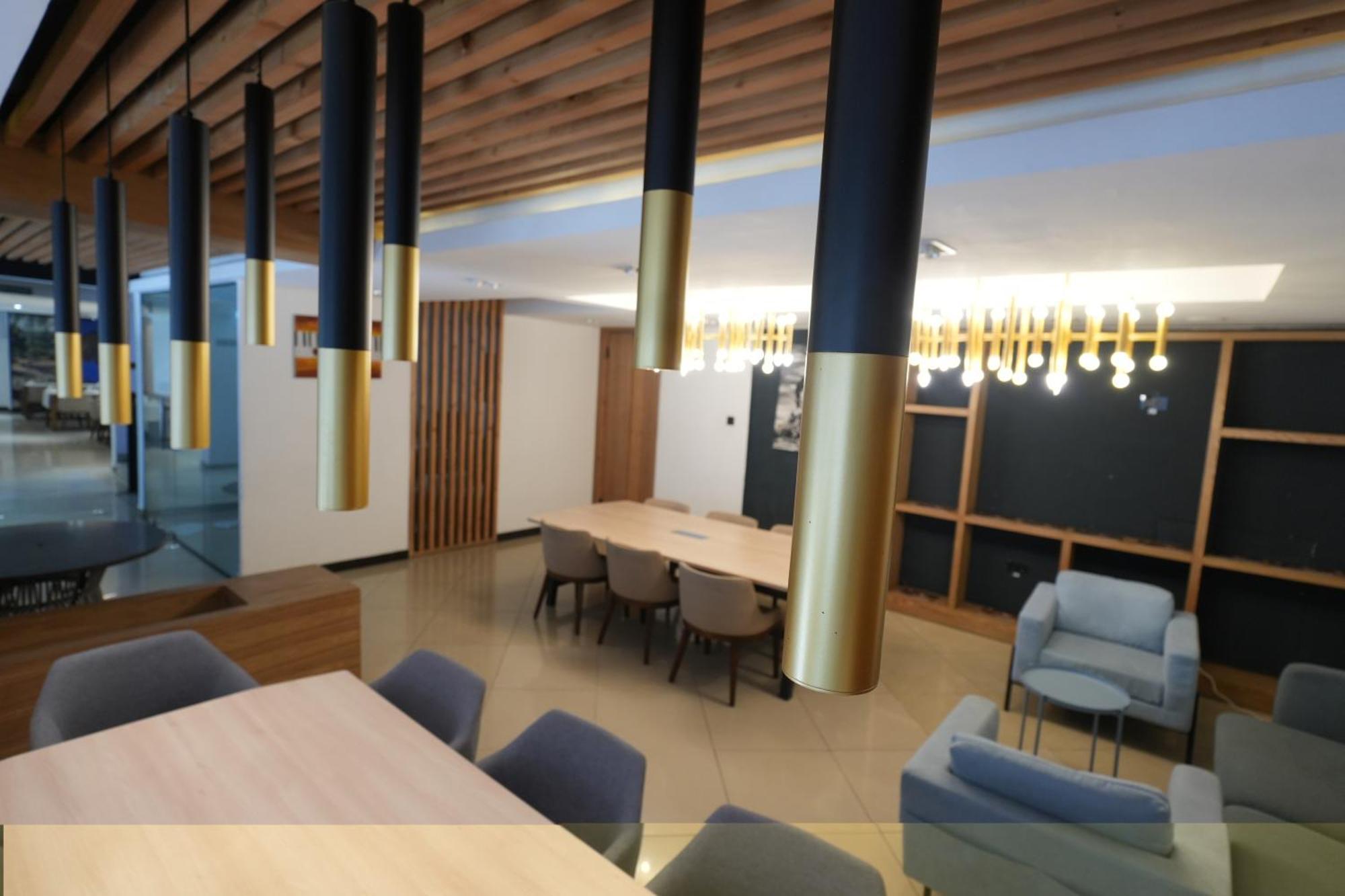 Mazeki Addis Boutique Hotel מראה חיצוני תמונה