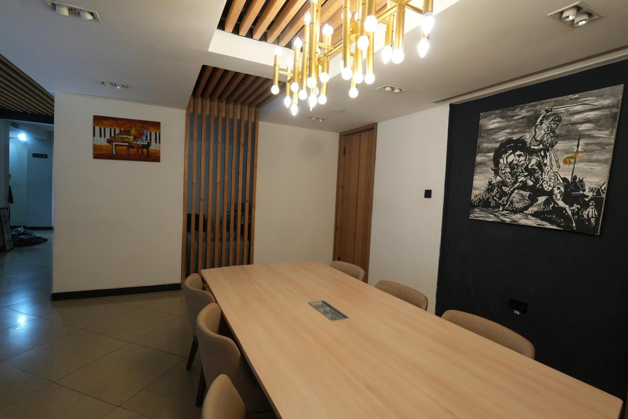 Mazeki Addis Boutique Hotel מראה חיצוני תמונה