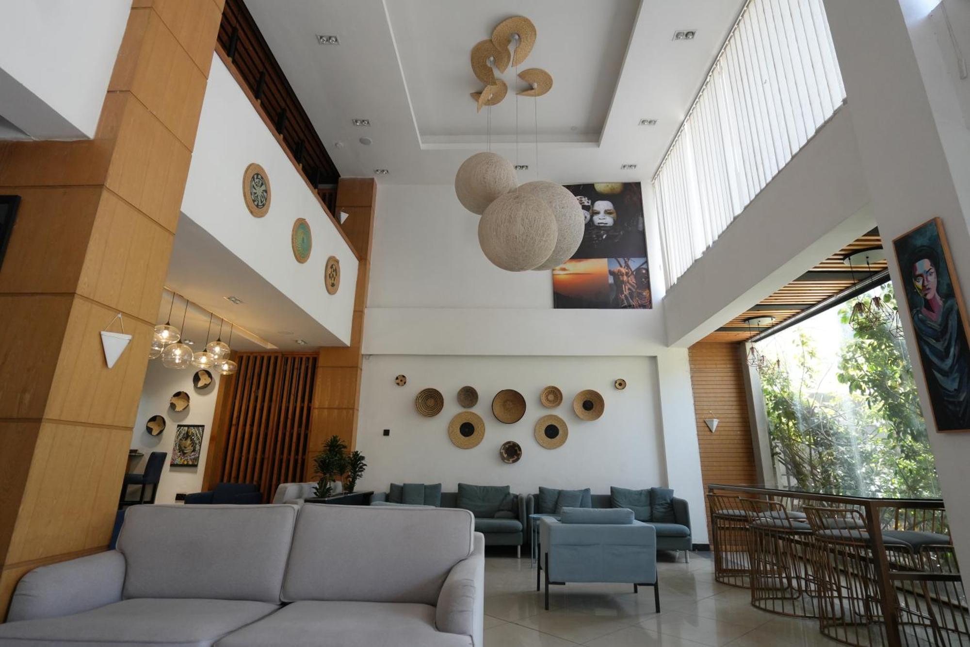 Mazeki Addis Boutique Hotel מראה חיצוני תמונה