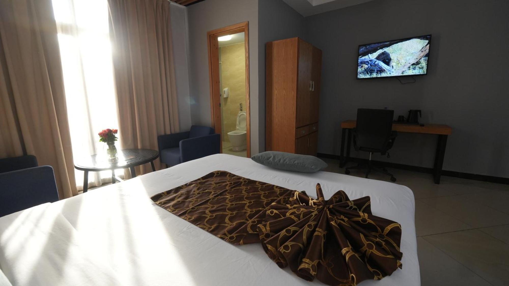 Mazeki Addis Boutique Hotel מראה חיצוני תמונה
