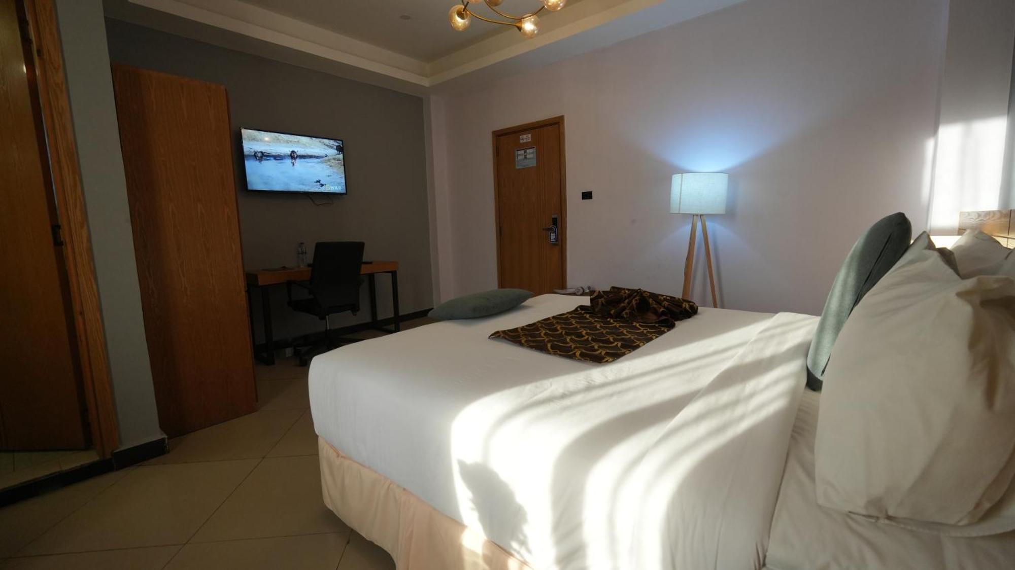 Mazeki Addis Boutique Hotel מראה חיצוני תמונה