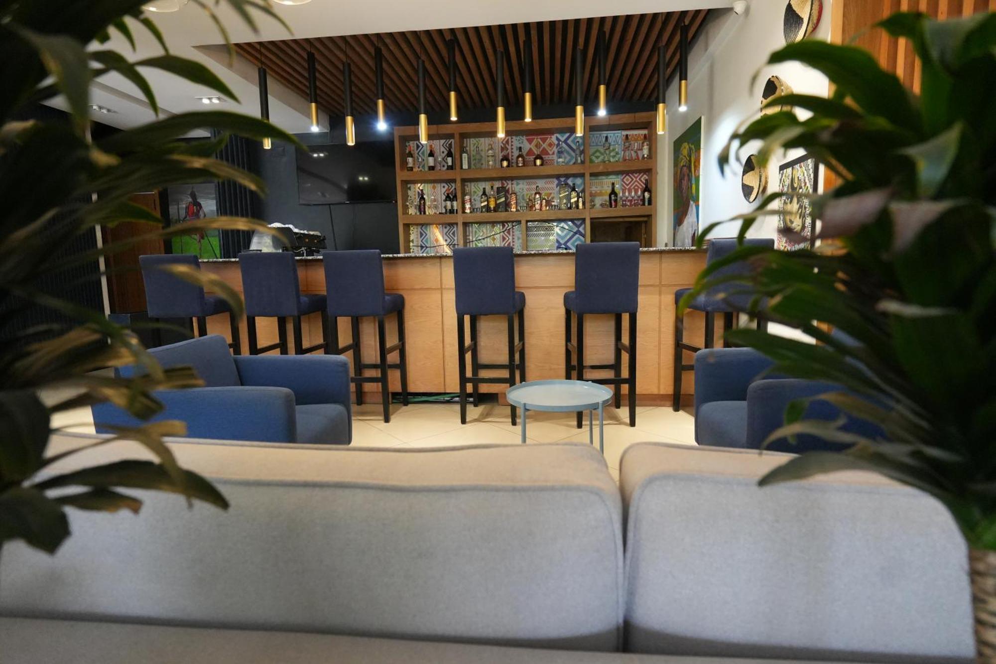 Mazeki Addis Boutique Hotel מראה חיצוני תמונה